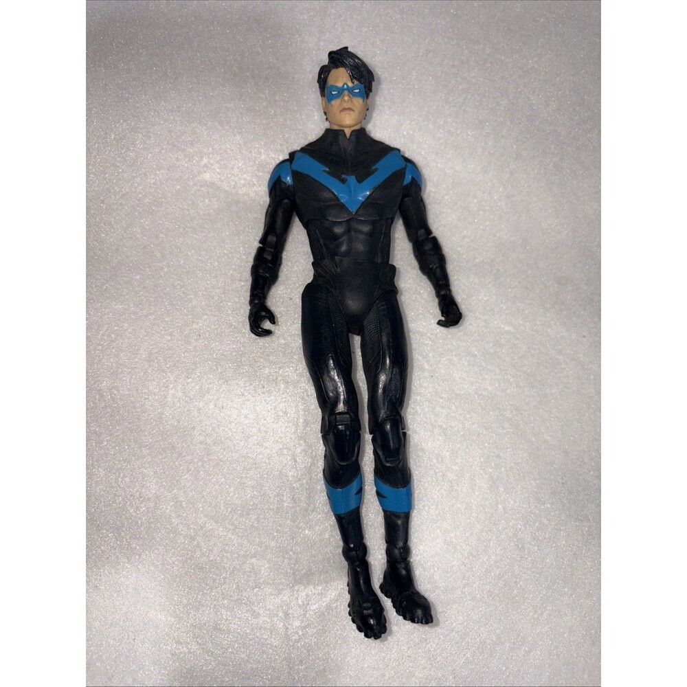 McFarlane DC Multiverse Nightwing Better Than Batman 7'' Action Figure